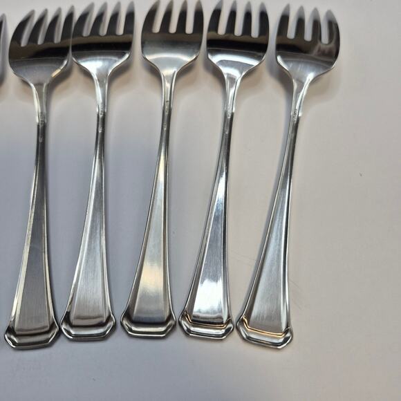 Oneida USA Lot of 7 Salad Forks SSS / Maestro - St.Leger Stainless Glossy - Picture 10 of 13